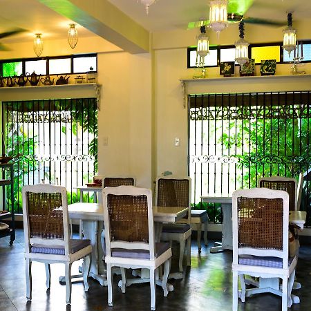 Casita Aurora Bed And Breakfast Legazpi Exterior foto