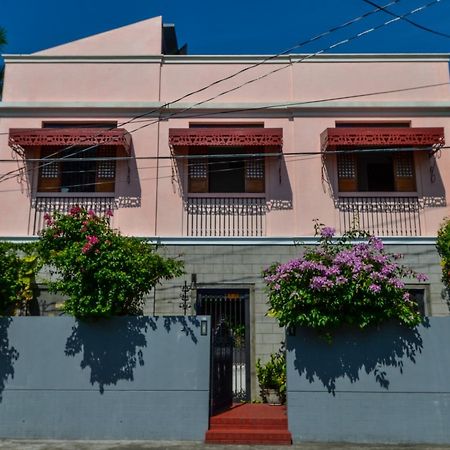Casita Aurora Bed And Breakfast Legazpi Exterior foto