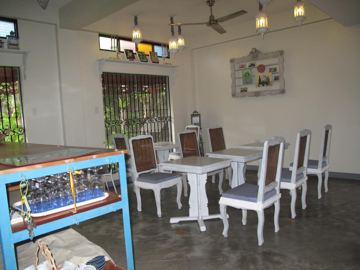 Casita Aurora Bed And Breakfast Legazpi Exterior foto