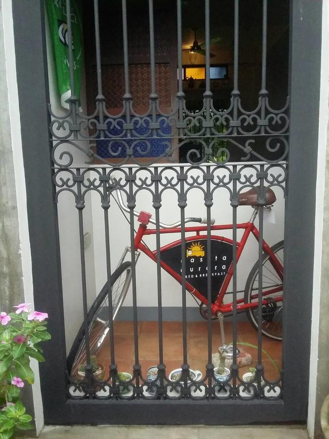 Casita Aurora Bed And Breakfast Legazpi Exterior foto